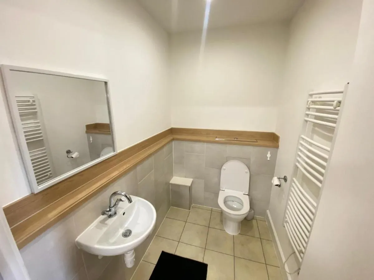 London East Side Duplex Apartman