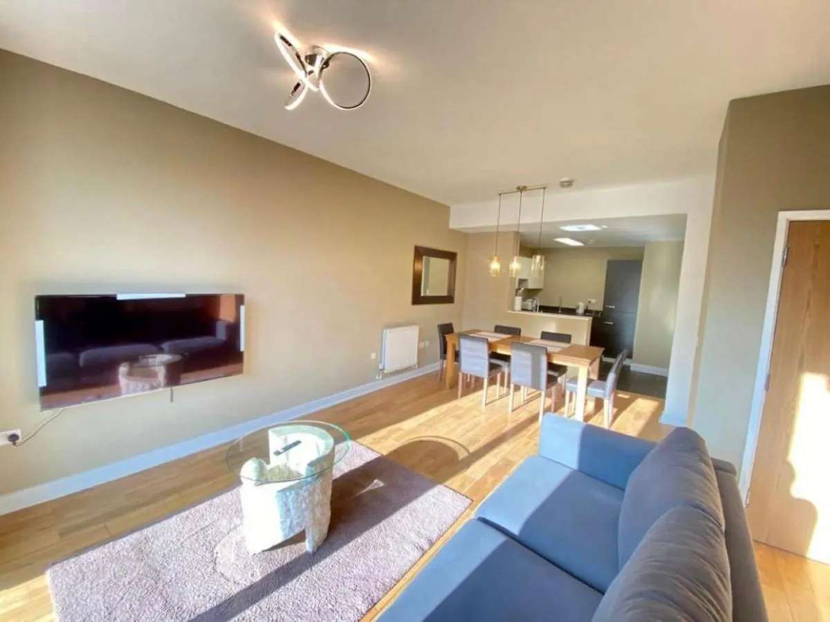 London East Side Duplex Apartman