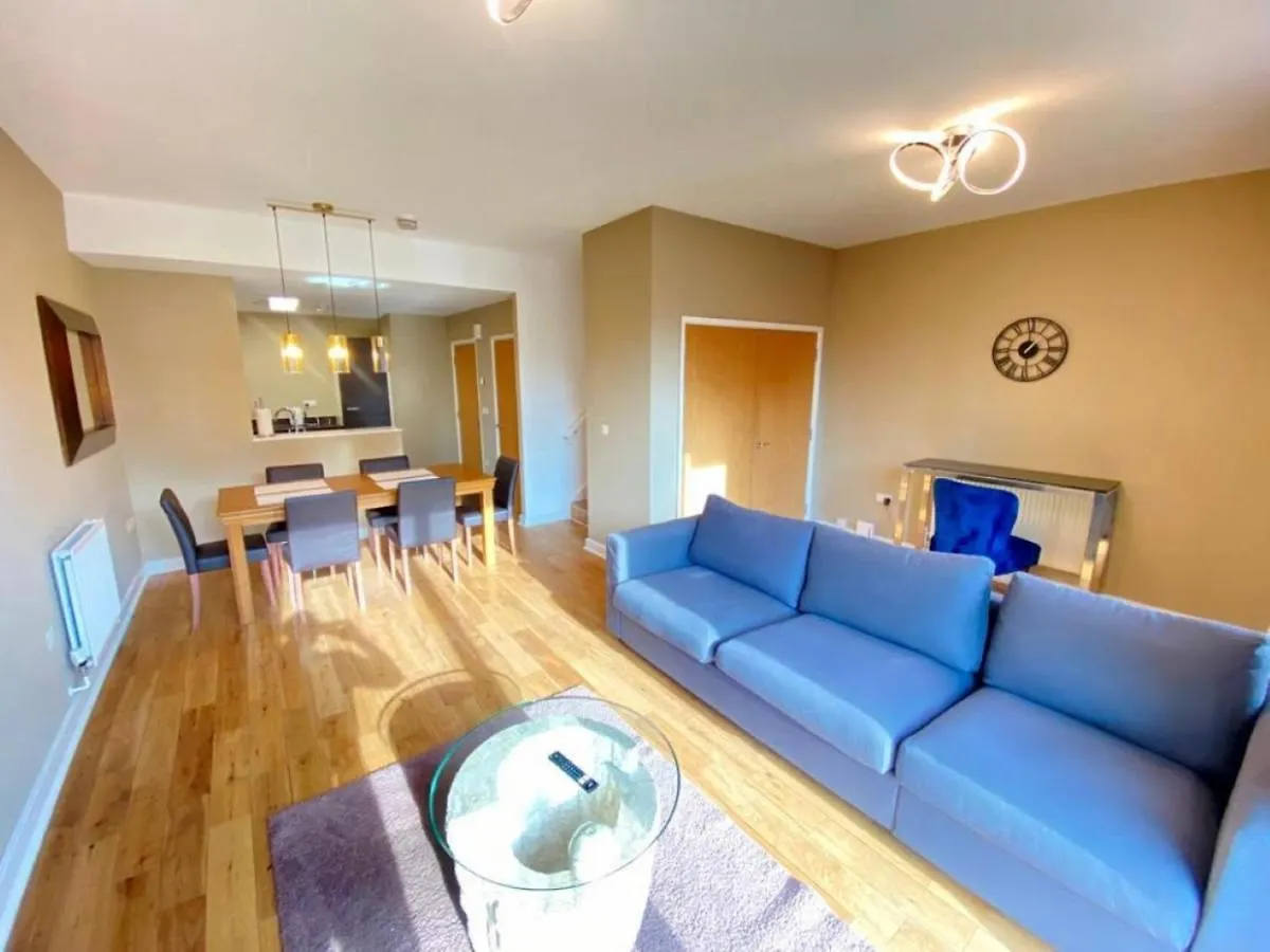 London East Side Duplex Apartman