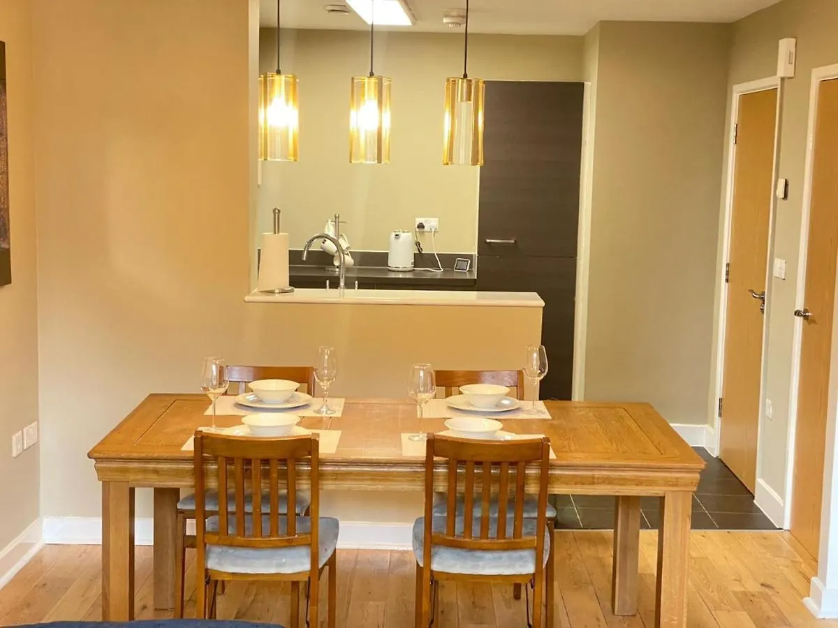London East Side Duplex Apartment