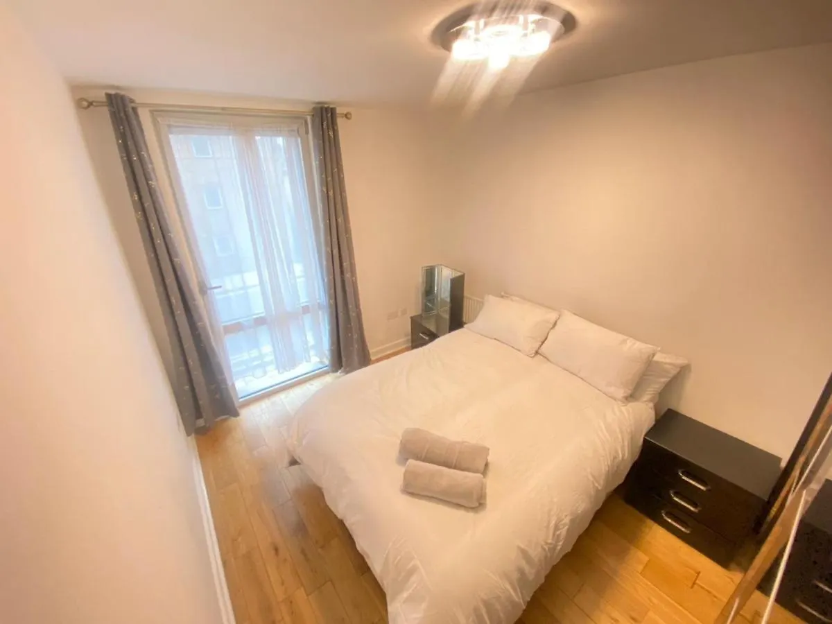 London East Side Duplex Apartment