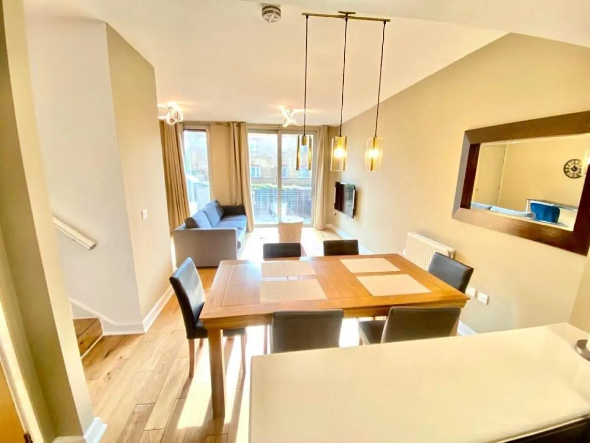 London East Side Duplex Apartment United Kingdom